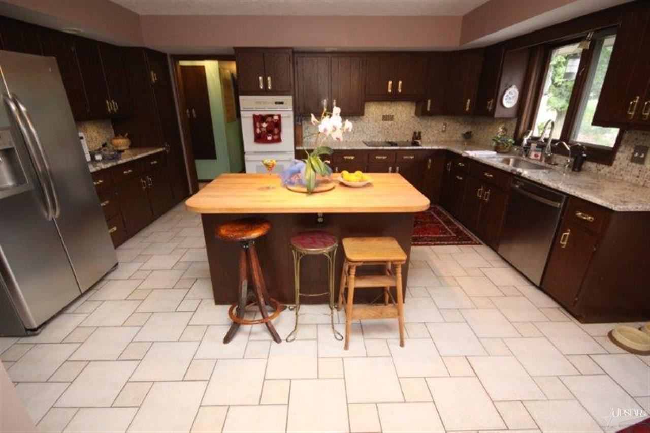8107 Tranquilla Pl, Fort Wayne, IN 46815 photo 2