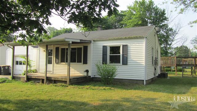 2227 Broadmoor Ave, Fort Wayne, IN 46818 photo 2