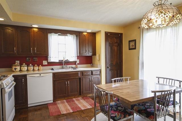 4008 Willshire Ct, Fort Wayne, IN 46815 photo 3