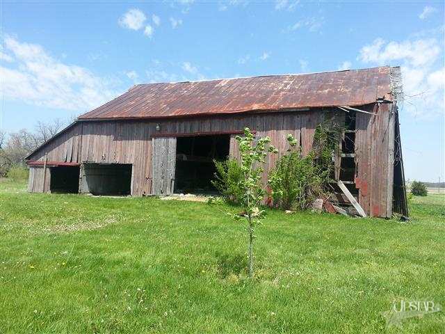 1390 S Warren Rd, Huntington, IN 46750 photo 6