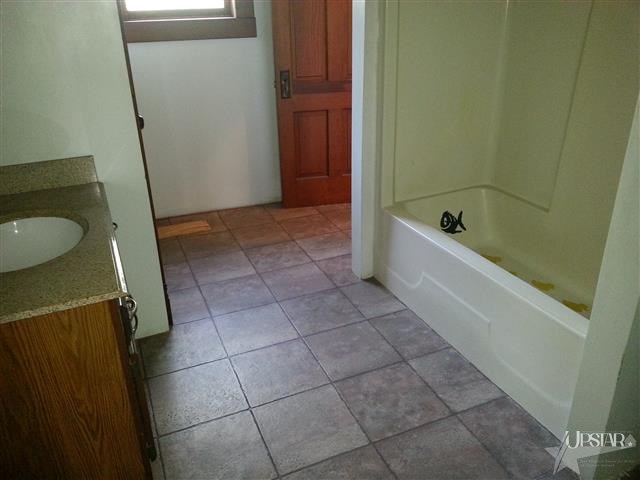 1390 S Warren Rd, Huntington, IN 46750 photo 14