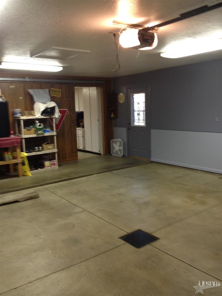 1804 Laramie Trce, Kendallville, IN 46755 photo 15