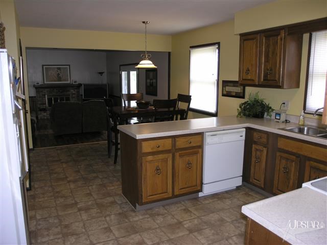 6821 Londonderry Ln, Fort Wayne, IN 46835 photo 13