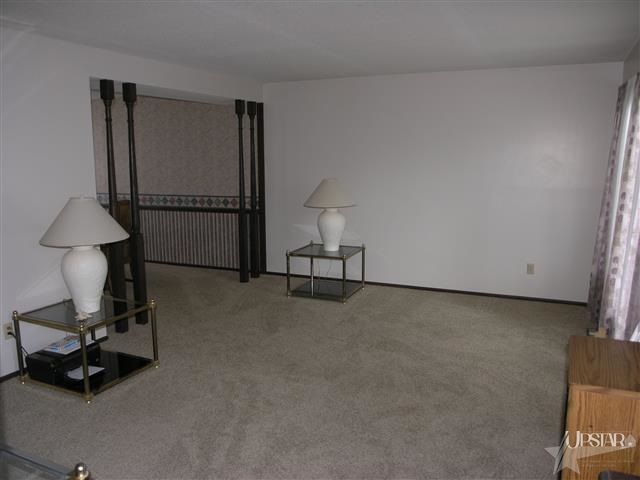 6821 Londonderry Ln, Fort Wayne, IN 46835 photo 4