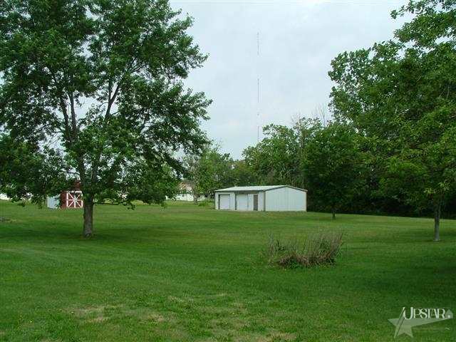 2723 Moore Dr, Fort Wayne, IN 46808 photo 4