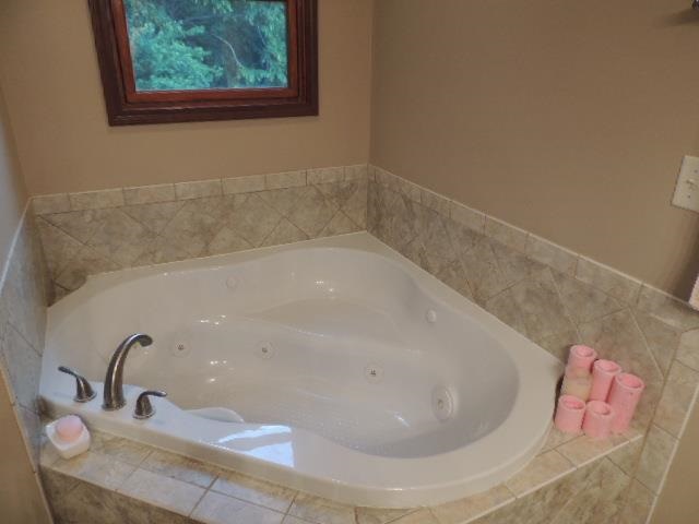 1525 E Garnett Dr, Frankfort, IN 46041 photo 13