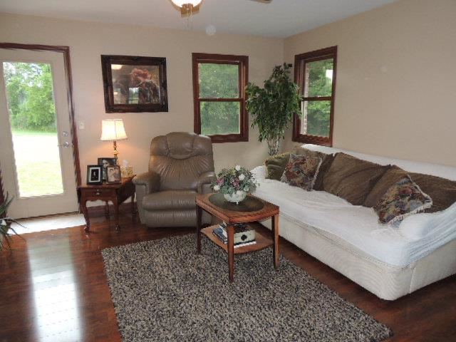 1525 E Garnett Dr, Frankfort, IN 46041 photo 10