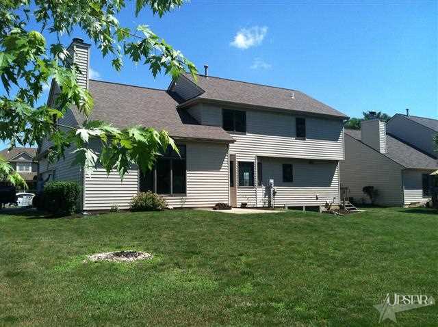 7612 Scarlet Ct, Fort Wayne, IN 46815 photo 2