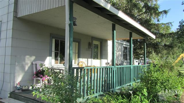 12212 Spencerville Rd, Harlan, IN 46743 photo 2