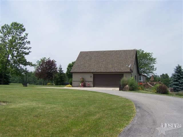 13830 Kress Rd, Roanoke, IN 46783 photo 2