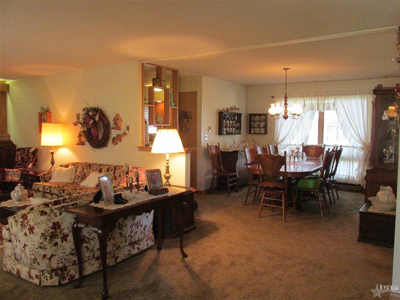 3115 Ashcroft Dr, Fort Wayne, IN 46806 photo 5