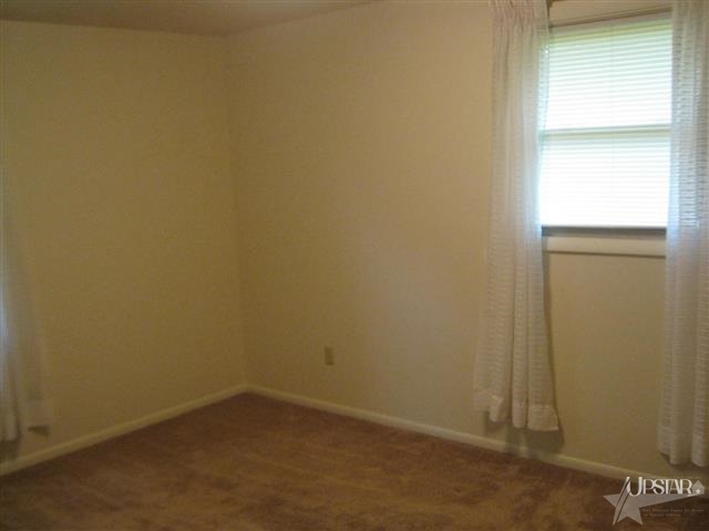 5631 Sandra Lee Ave, Fort Wayne, IN 46819 photo 9