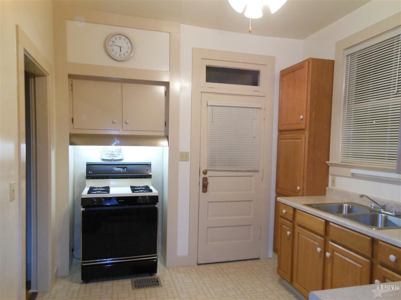 2632 Fox Ave, Fort Wayne, IN 46807 photo 3