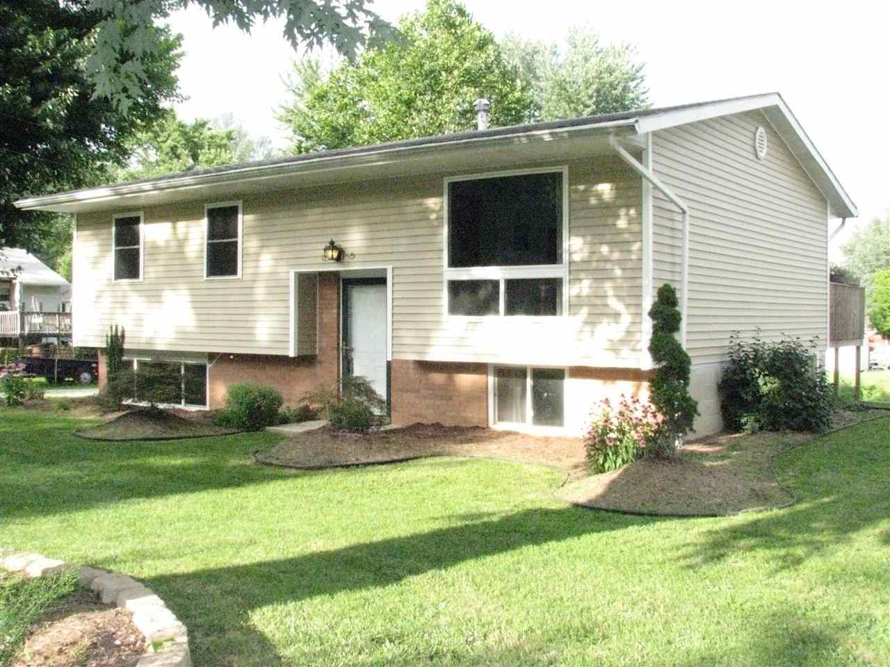 3011 S Market Pl, Bloomington, IN 47403 photo 2