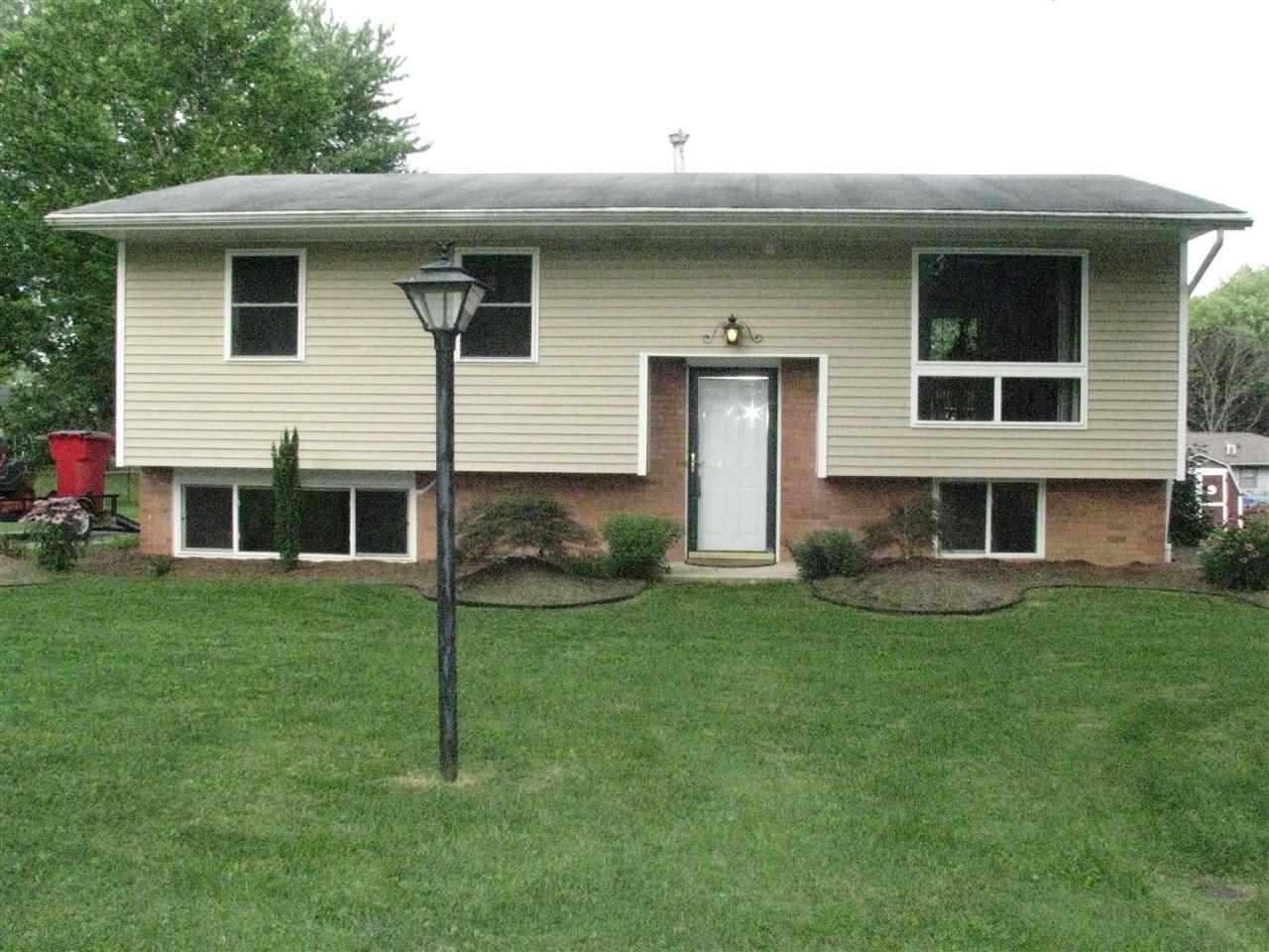 3011 S Market Pl, Bloomington, IN 47403 photo 1