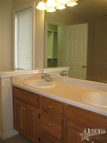 10815 N Westlakes Dr, Fort Wayne, IN 46804 photo 14