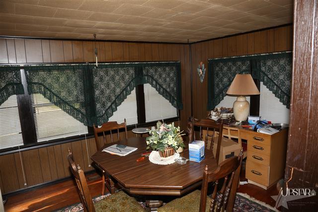 2588 E Markle Rd, Huntington, IN 46750 photo 5