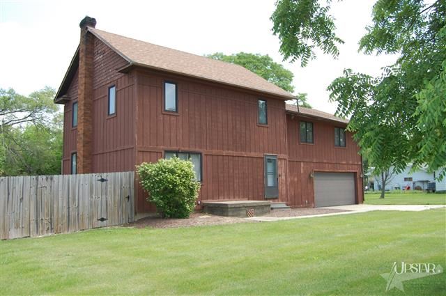 4215 Wayne Trce, Fort Wayne, IN 46806 photo 2