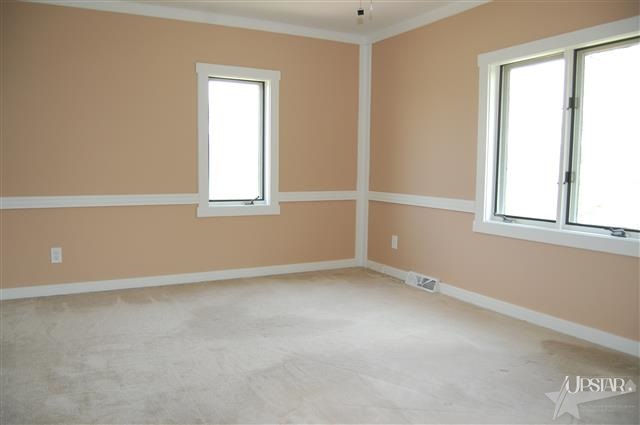 4215 Wayne Trce, Fort Wayne, IN 46806 photo 11