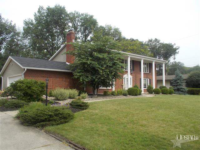 2923 Devon Dr, Fort Wayne, IN 46815 photo 1
