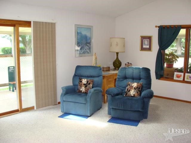 9019 Village Grove Dr, Fort Wayne, IN 46804 photo 11