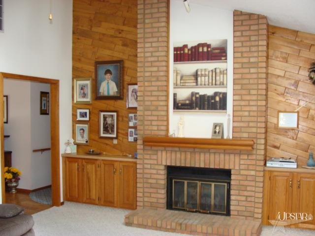 9019 Village Grove Dr, Fort Wayne, IN 46804 photo 10