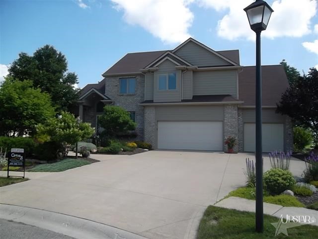 1826 Vanderbilt Dr, Fort Wayne, IN 46845 photo 1