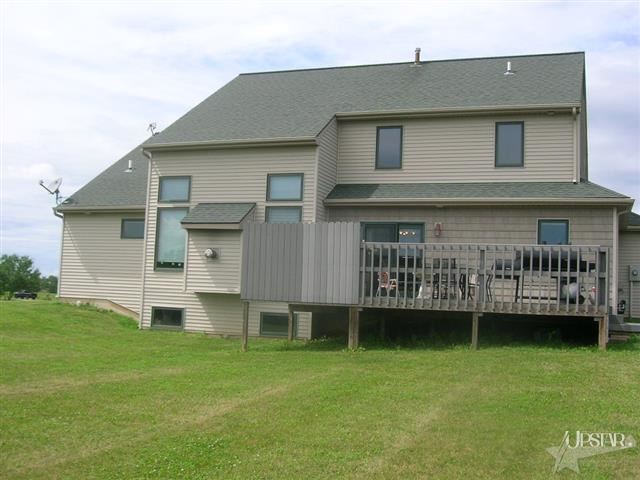 2424 E Baseline Rd, Albion, IN 46701 photo 2