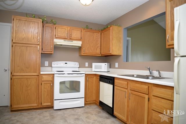 9622 La Mesa Dr, Fort Wayne, IN 46825 photo 8