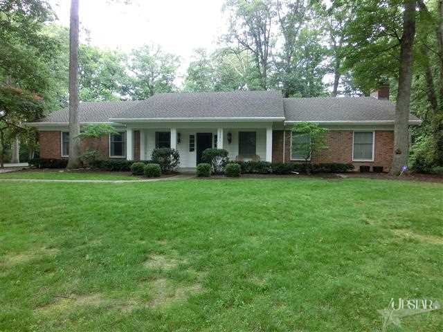 5021 Chaucer Rd, Fort Wayne, IN 46835 photo 1