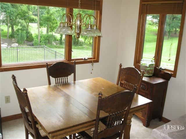 381 Deer Path, Columbia City, IN 46725 photo 9