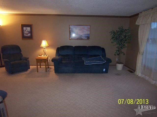 4214 Tamarack Dr, Fort Wayne, IN 46835 photo 6