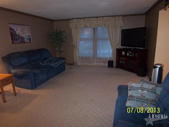 4214 Tamarack Dr, Fort Wayne, IN 46835 photo 5