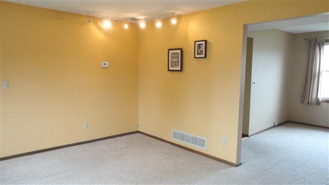 7132 Tanbark Ln, Fort Wayne, IN 46835 photo 2
