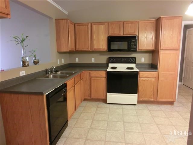 1806 Black Bear Dr, Fort Wayne, IN 46808 photo 5