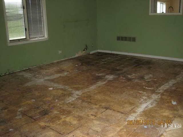 17628 Wayne St, Zanesville, IN 46799 photo 4