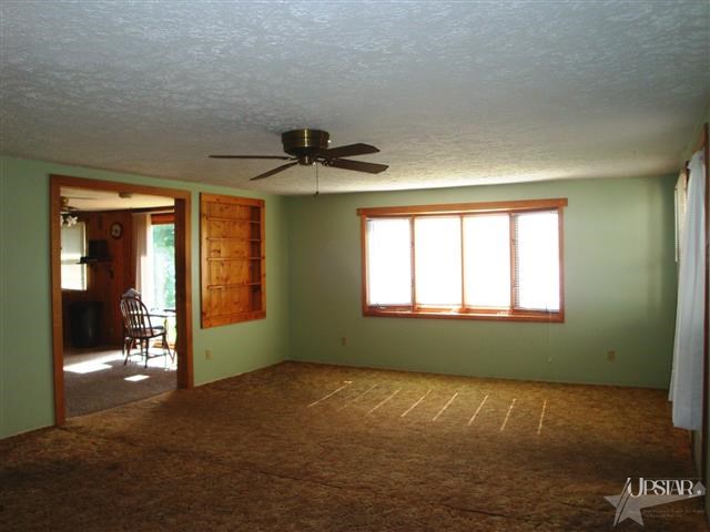 7686 N Brown Rd, Columbia City, IN 46725 photo 6