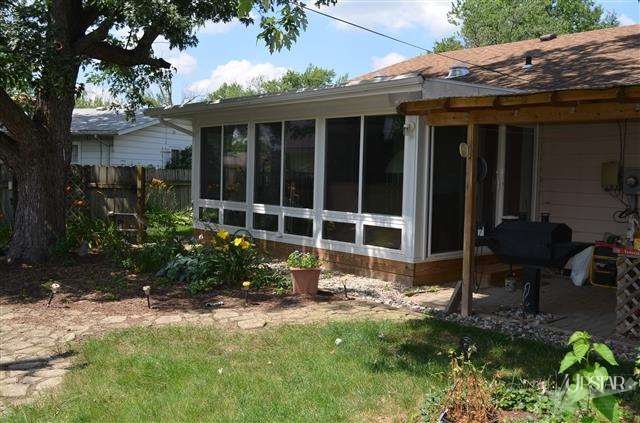 3431 Glencairn Dr, Fort Wayne, IN 46815 photo 2