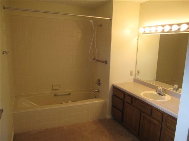 1012 Carleton Ct, Bloomington, IN 47401 photo 6