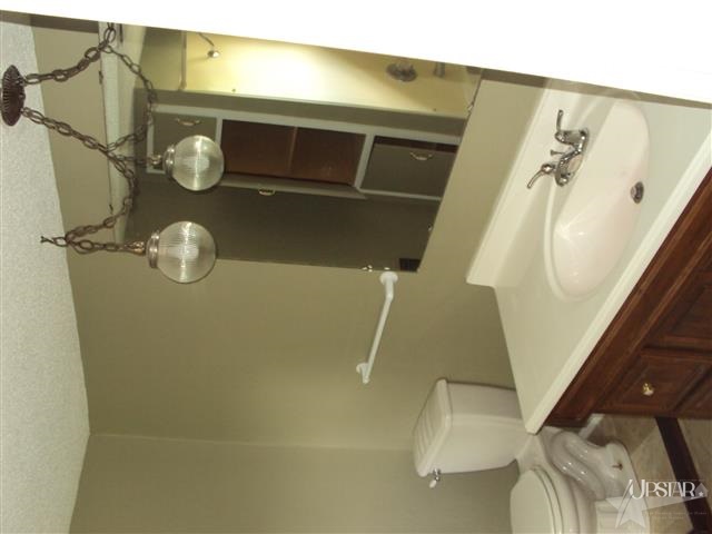 215 W Spencer St, Columbia City, IN 46725 photo 13