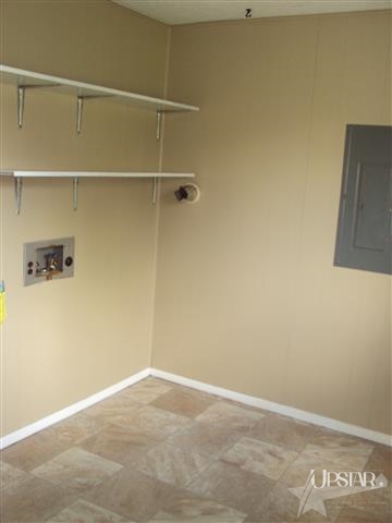 215 W Spencer St, Columbia City, IN 46725 photo 10
