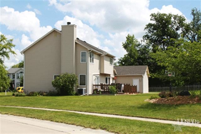 1531 Colebrook Ct, Fort Wayne, IN 46845 photo 2