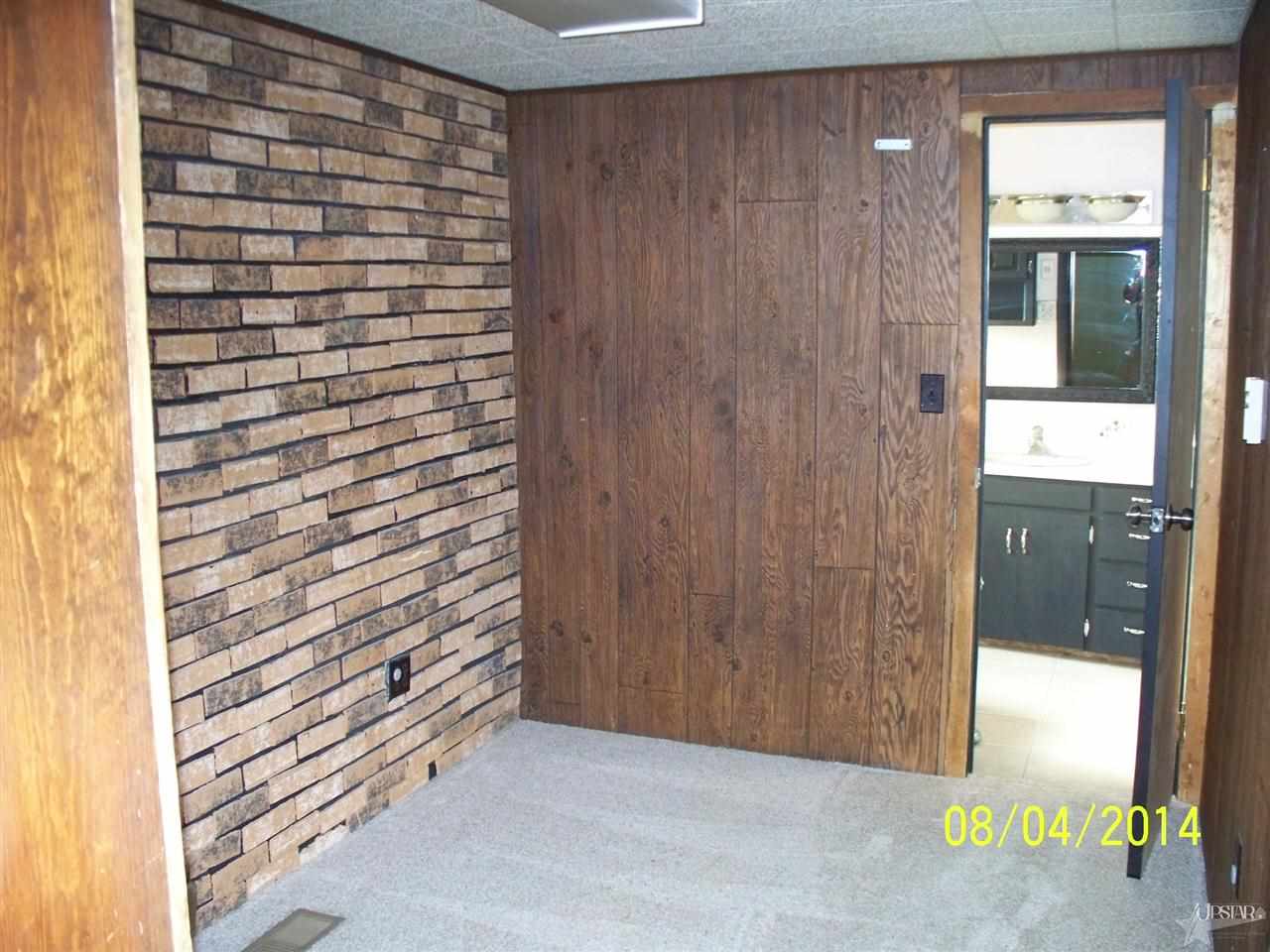 205 N Main St, Laotto, IN 46763 photo 16
