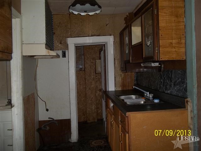 1834 Sabine St, Huntington, IN 46750 photo 6