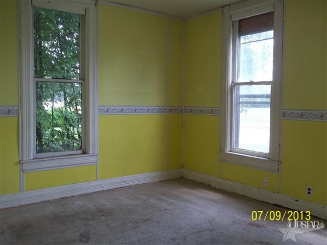 1834 Sabine St, Huntington, IN 46750 photo 3