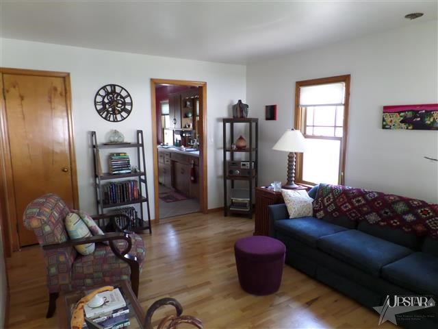 903 Pemberton Dr, Fort Wayne, IN 46805 photo 3