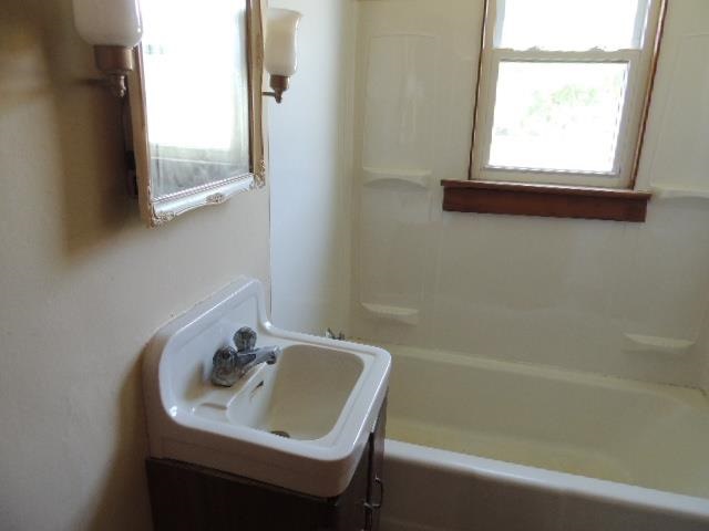 359 W Main St, Rossville, IN 46065 photo 12