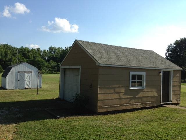 359 W Main St, Rossville, IN 46065 photo 13