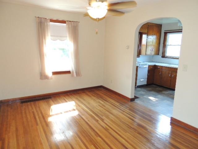 359 W Main St, Rossville, IN 46065 photo 5