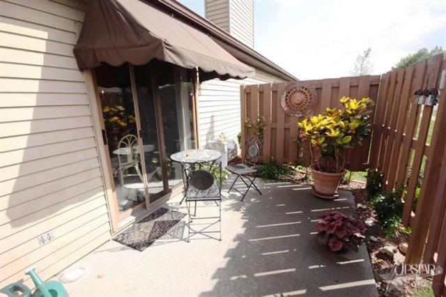 4915 Woodmark Ct, Fort Wayne, IN 46815 photo 9